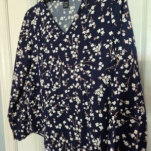 SHEIN Navy Floral V-Neck Blouse